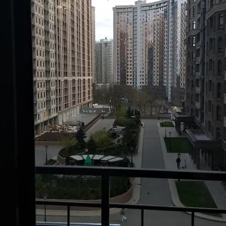 аркадія море жк родос вул генуезька 1є дві спальні 7 поверх *